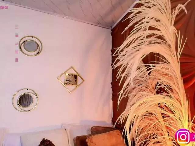 Freechat Aliceowenn on BongaCams