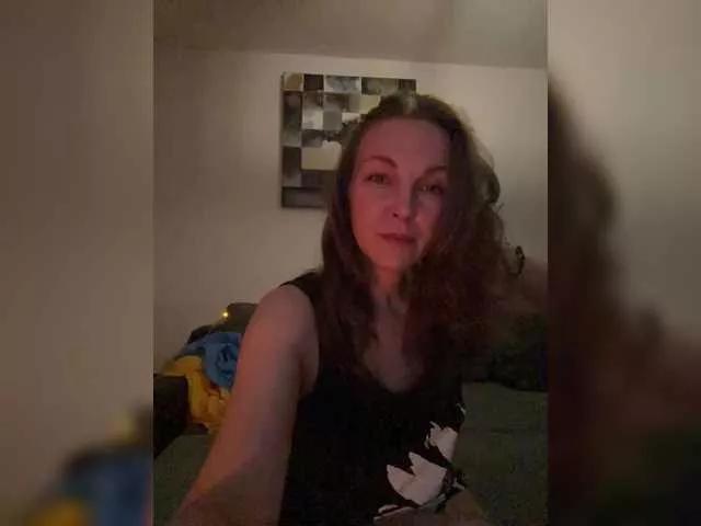 Offline Alisasqrl on BongaCams