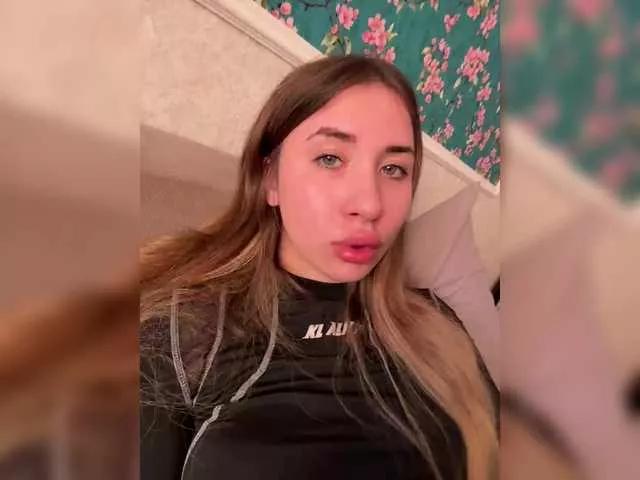 Freechat alizii on BongaCams