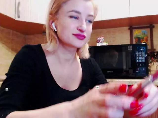 Offline alya555 on BongaCams