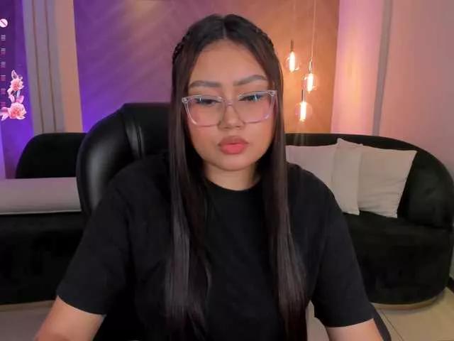 Offline AmberLewis on BongaCams