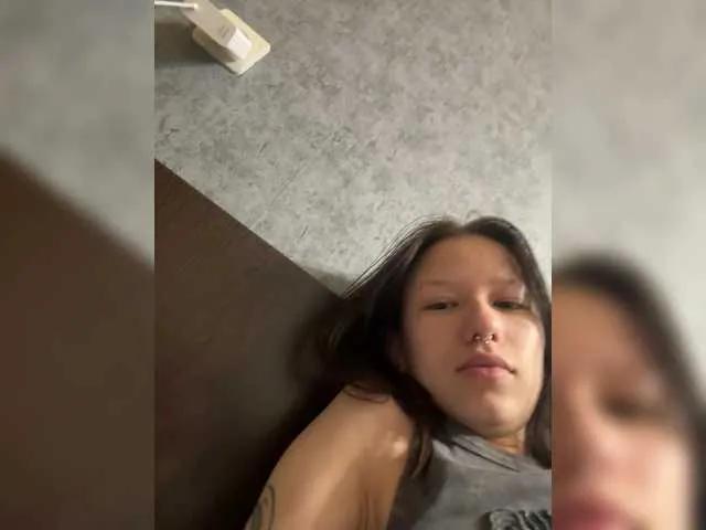 AngelaXSmile from BongaCams