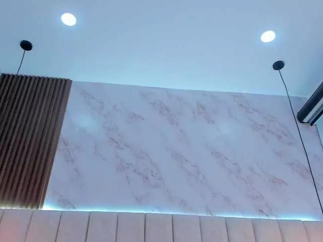 Freechat Annyy-Rosse on BongaCams