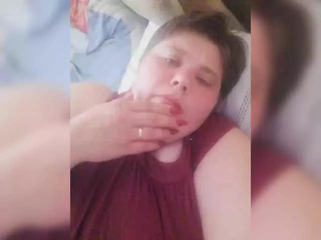 Freechat AthomeTi on BongaCams