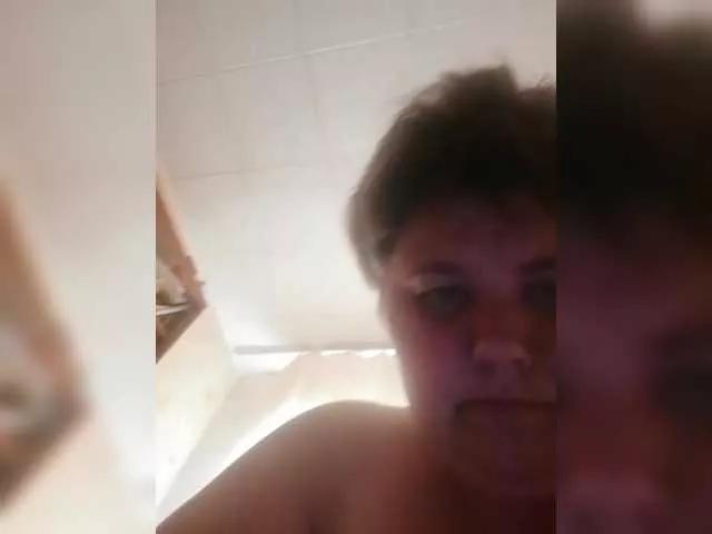 Freechat AthomeTi on BongaCams
