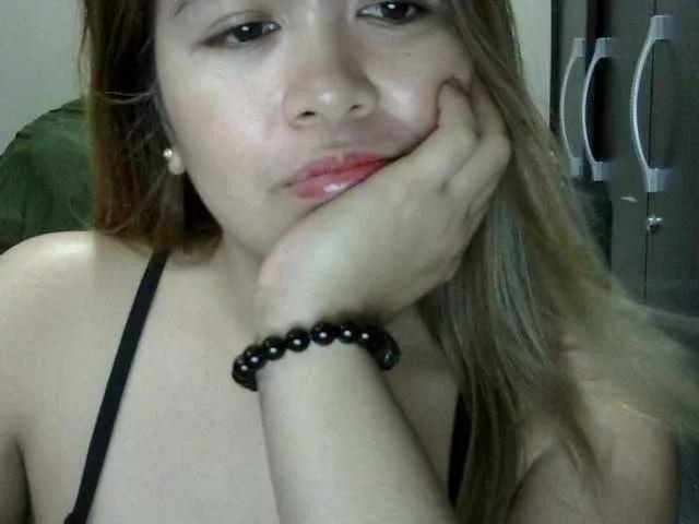 Offline aubrey11 on BongaCams