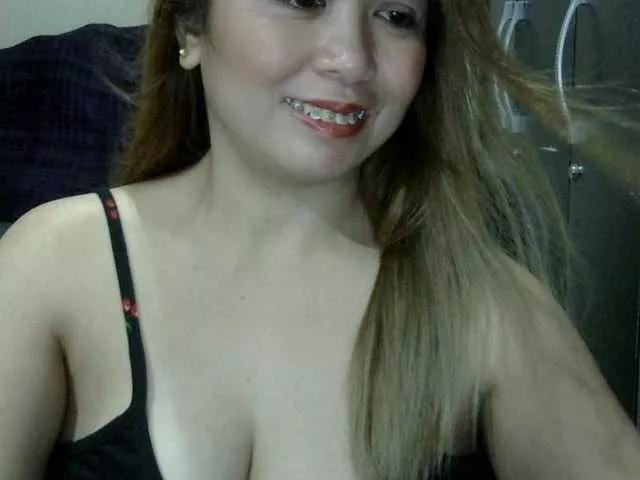 Offline aubrey11 on BongaCams