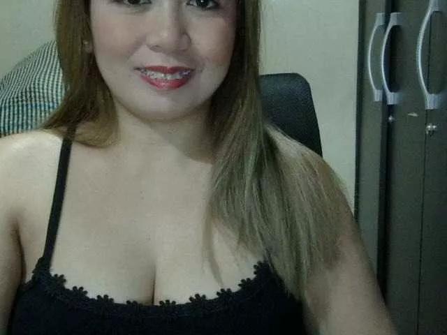 Offline aubrey11 on BongaCams