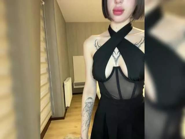 Offline BabyDarii on BongaCams
