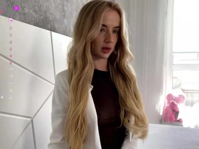 Offline barbiesize on BongaCams