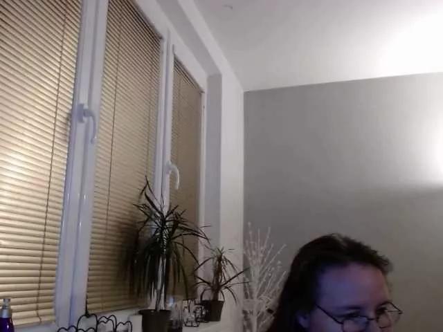 Freechat Bessy123 on BongaCams