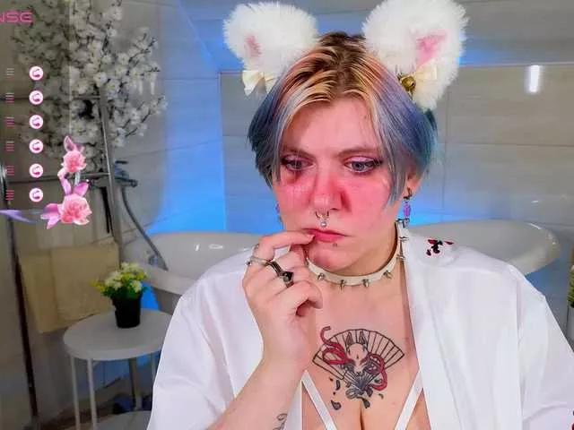 Offline bluelunaray on BongaCams