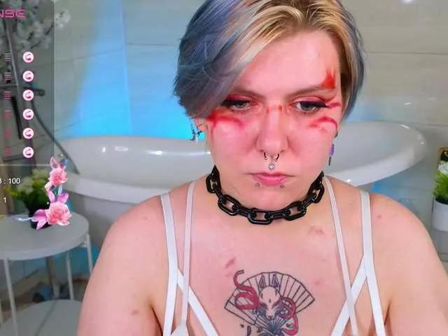 Offline bluelunaray on BongaCams