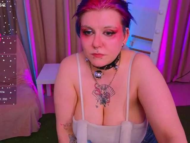 Offline bluelunaray on BongaCams