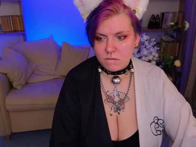 Offline bluelunaray on BongaCams