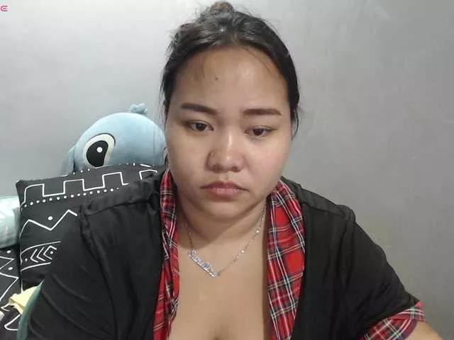 Offline BubbleButtPinay on BongaCams
