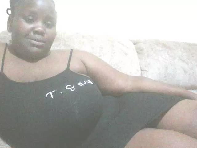 Offline Bursty-Monique on BongaCams