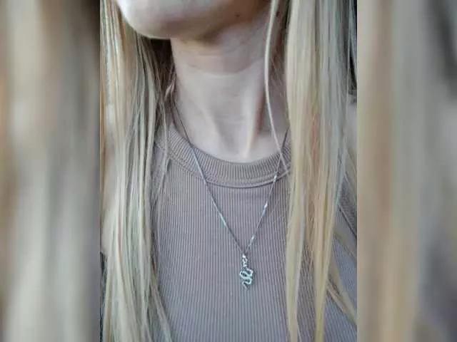Freechat Catsy-Love- on BongaCams