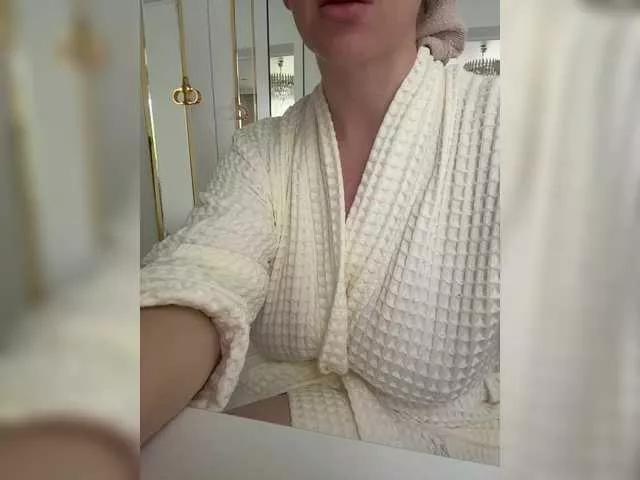 Offline cherryygirl on BongaCams
