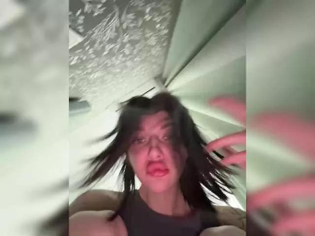 Freechat chicanogirl on BongaCams