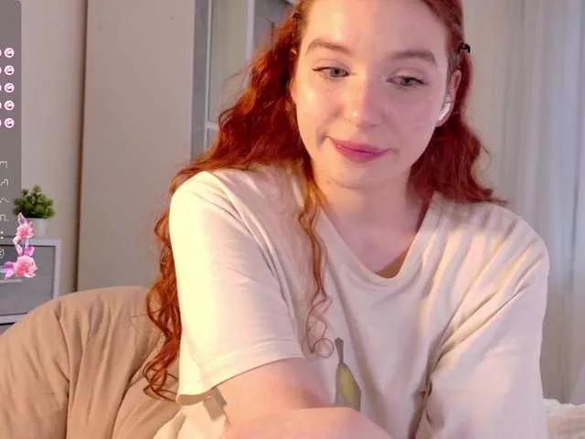 Freechat cinnabongirl on BongaCams