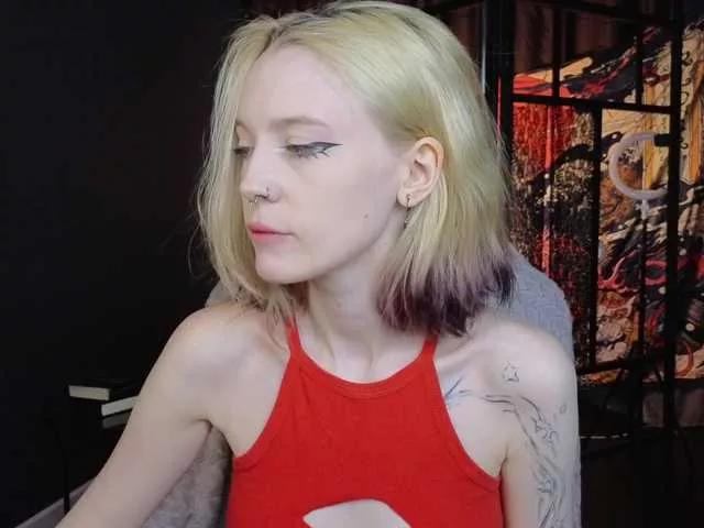 Offline crispy-tati- on BongaCams