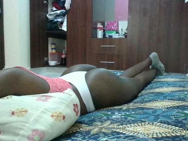Freechat cutelizah on BongaCams