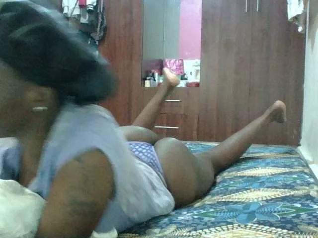 Freechat cutelizah on BongaCams