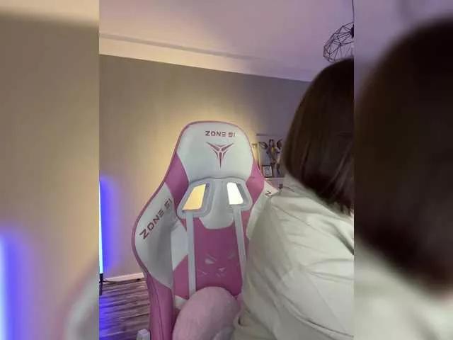 Offline damilui on BongaCams