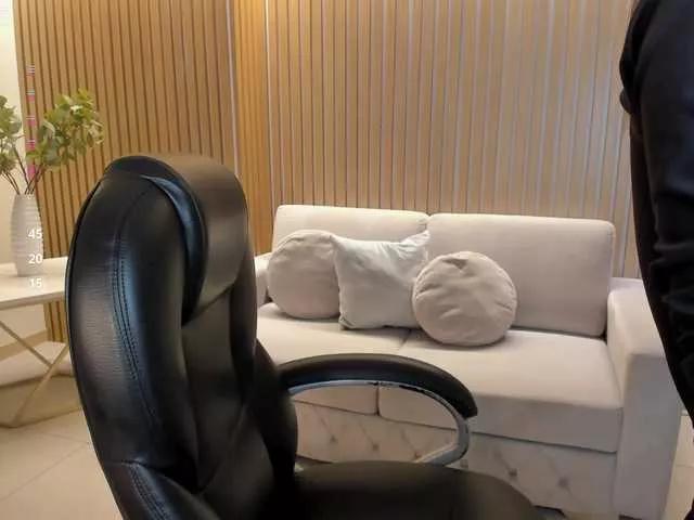 Offline DannaCruz on BongaCams