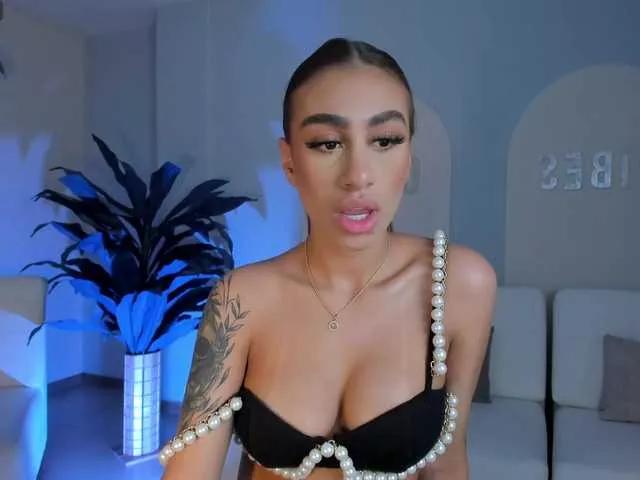 Offline DannaCruz on BongaCams