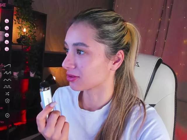 Offline DarlaBelle on BongaCams