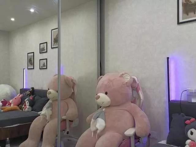 Offline dolly-ll on BongaCams