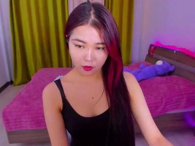 Offline Dollyiaa on BongaCams