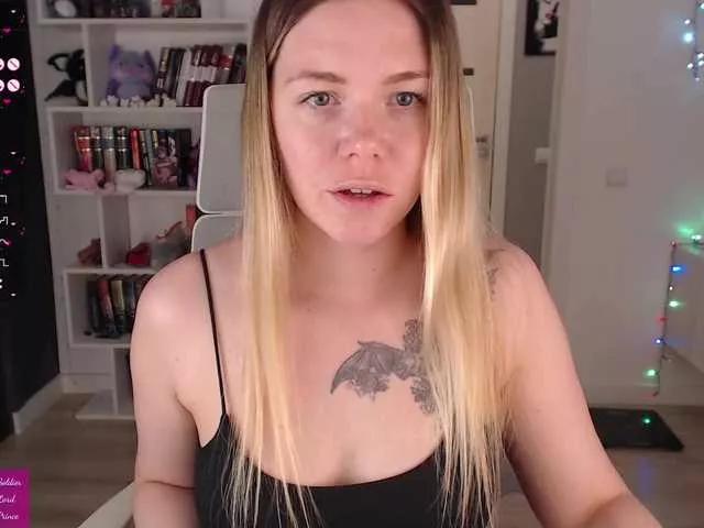 Offline EmmaBryan on BongaCams