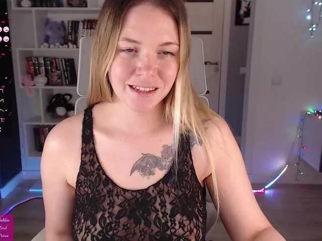 Offline EmmaBryan on BongaCams