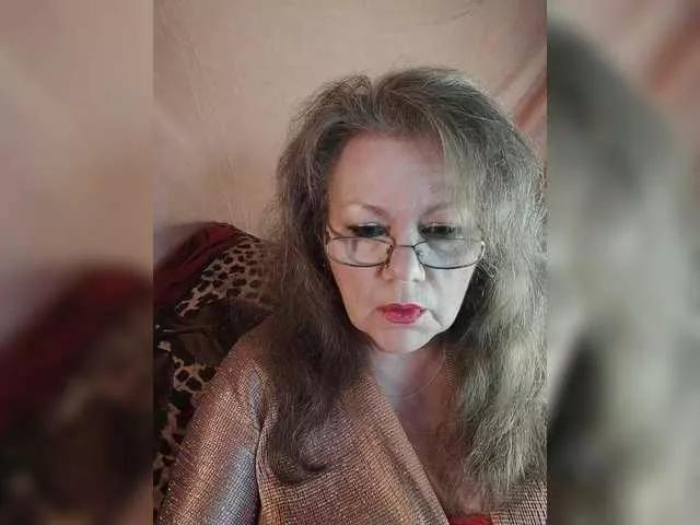 Offline EmpressLady on BongaCams