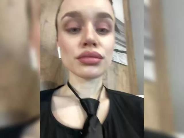 Offline Enchantix on BongaCams