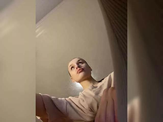 Offline Enchantix on BongaCams