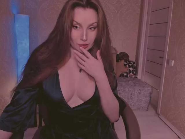 Offline Esmeerrr on BongaCams