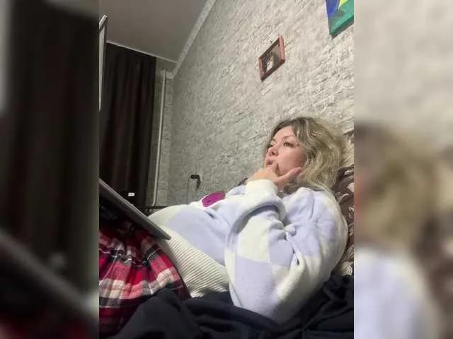 BongaCams Fiona2019 is Freechat Fiona2019 — generous, smart men, domineering men
