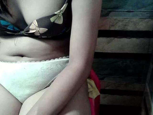 Offline flowerhairypinay on BongaCams