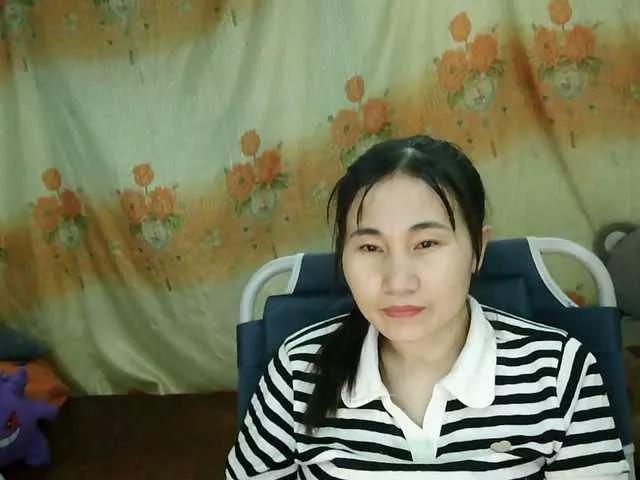 Offline girl30slutty on BongaCams