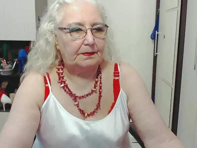 Offline grannywants on BongaCams
