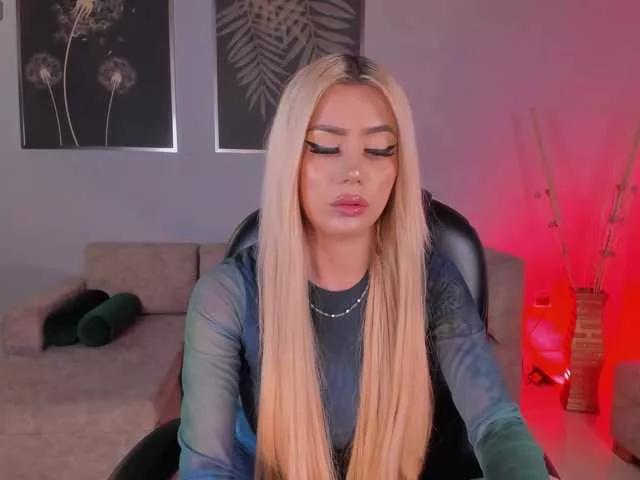 Offline HannaConnor on BongaCams
