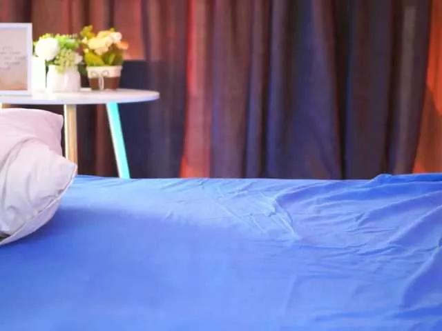 Offline HaylieMilf on BongaCams