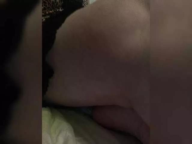 Offline HelenBerg on BongaCams