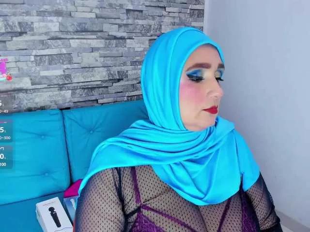 Offline HijabiMilf on BongaCams