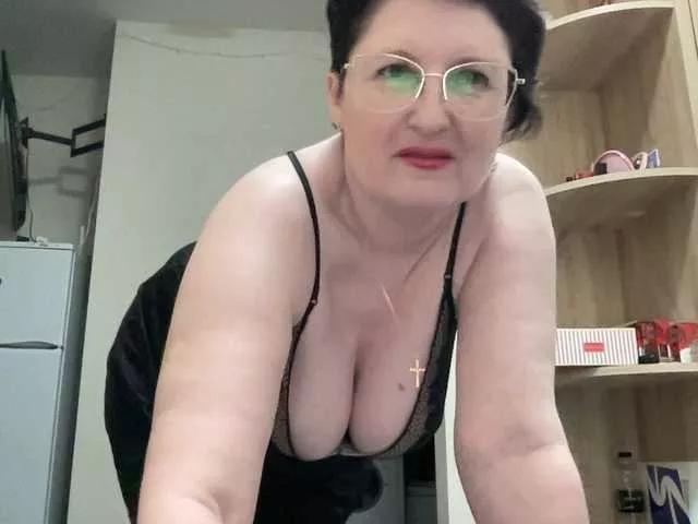 Offline HotMilfPussy on BongaCams