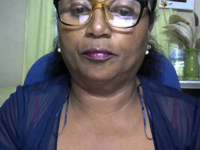 Offline hotmomsexy on BongaCams